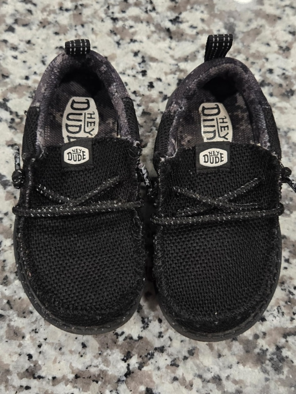 HEYDUDE Toddler Shoes – Black – Gently Used
